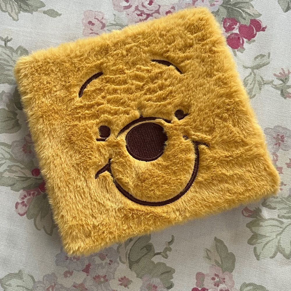 Last chance B4 donating.  NEW! Winnie the Pooh eyeshadow palette